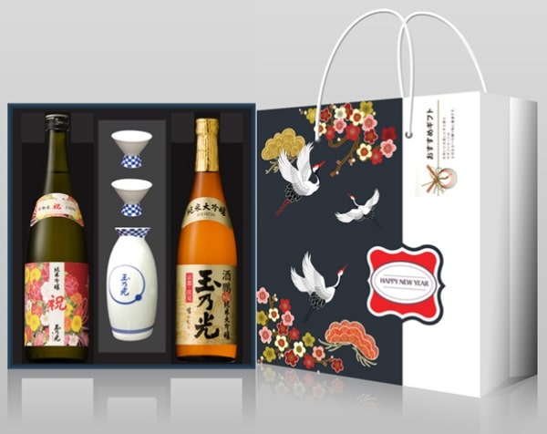 Hộp quà tết đựng rượu sake độc đáo
